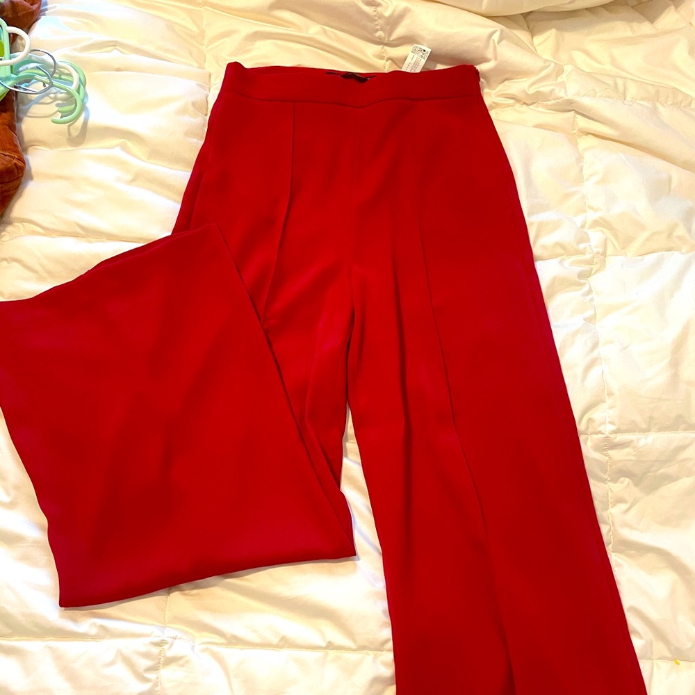 Red wide leg slack